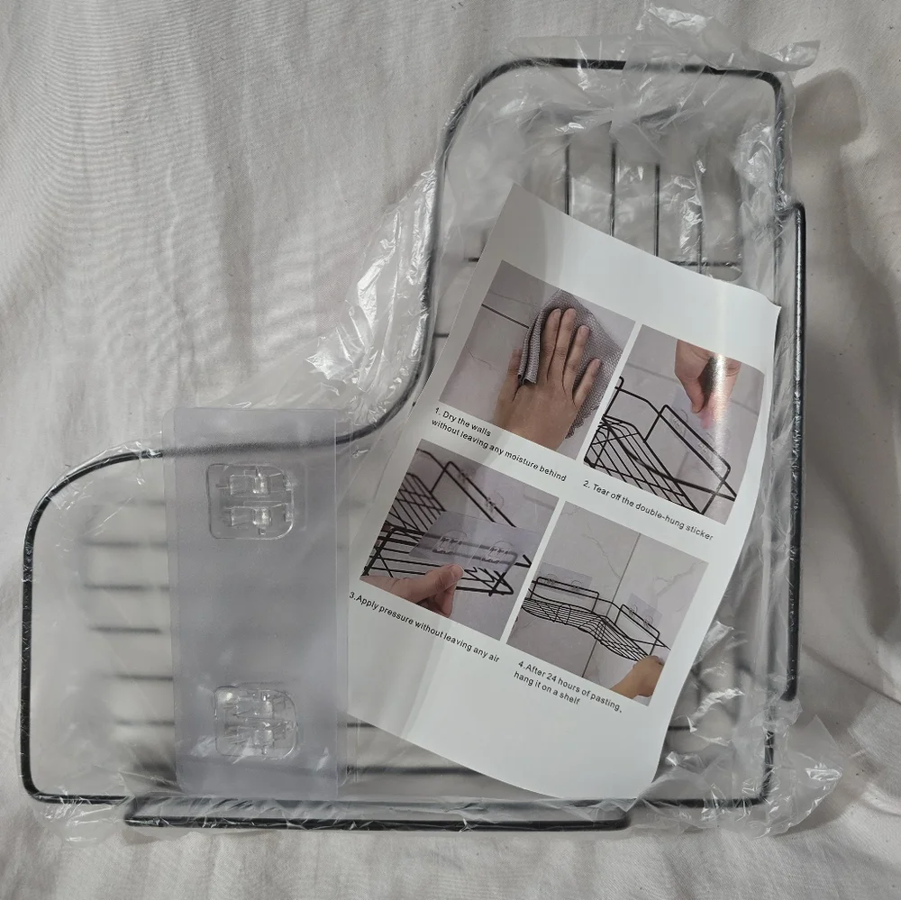 Corner shelf